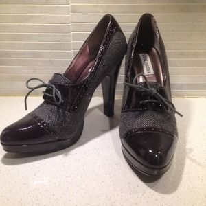 Steve Madden Oxford Booties