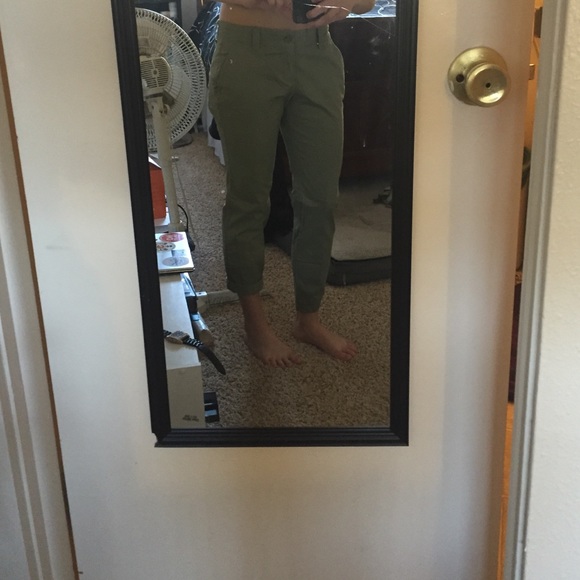Cropped Pants - Picture 4 of 4