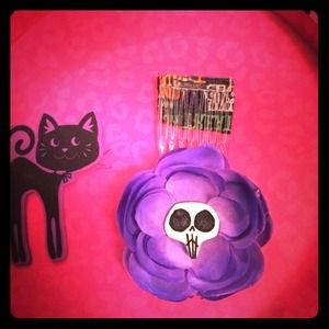 Rockabilly/psychobilly/ sugar skull hair clip