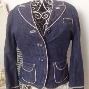 Marc Jacobs denim blazer jacket size 6 off white