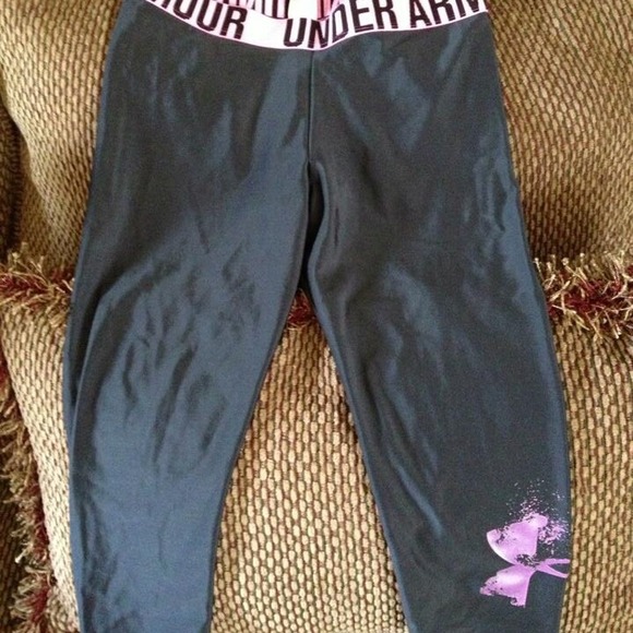 Capris workout pants 😀 price drop 🔽🔽