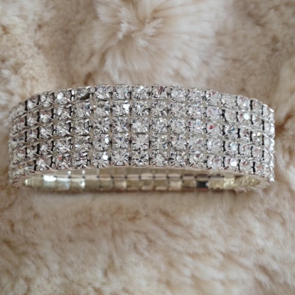 Rhinestone bracelet faux crystal stretches