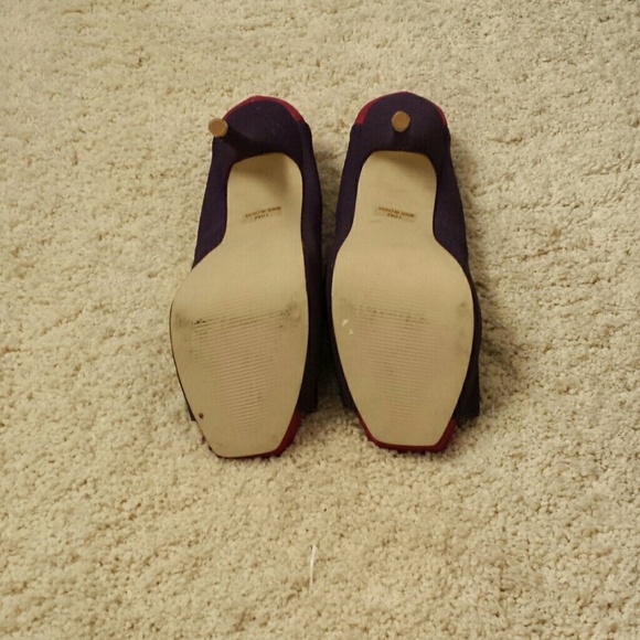 Shoes - Picture 2 of 2