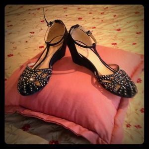 Nine West suede black wedge shoes. Size 8