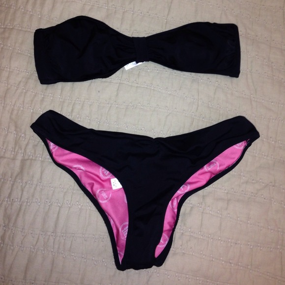 🎉Black PINK Victoria Secret bathing suit Bundle🎉