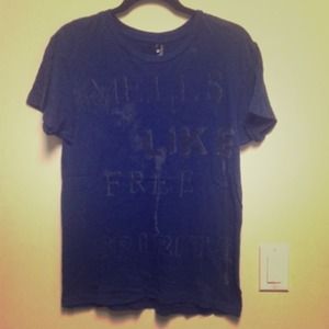 Insight smells like free spirits navy blue tshirt
