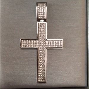 Diamond cross
