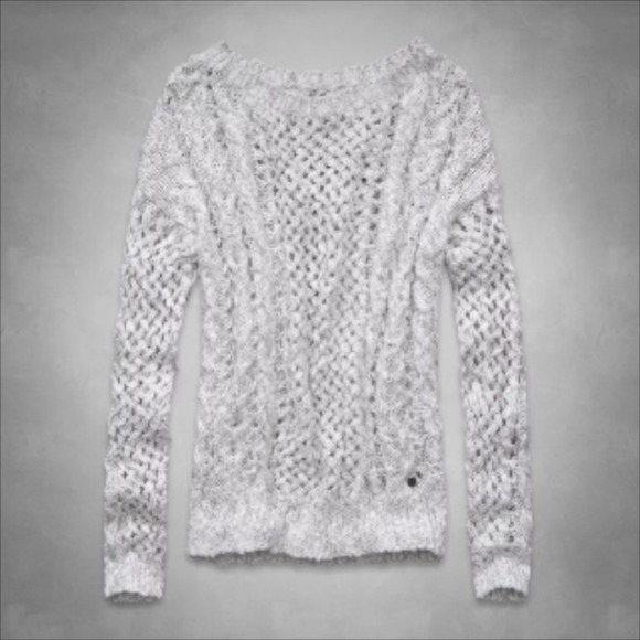 🐶ISO🐶 Abercrombie Skyler Knit Sweater in XS/S