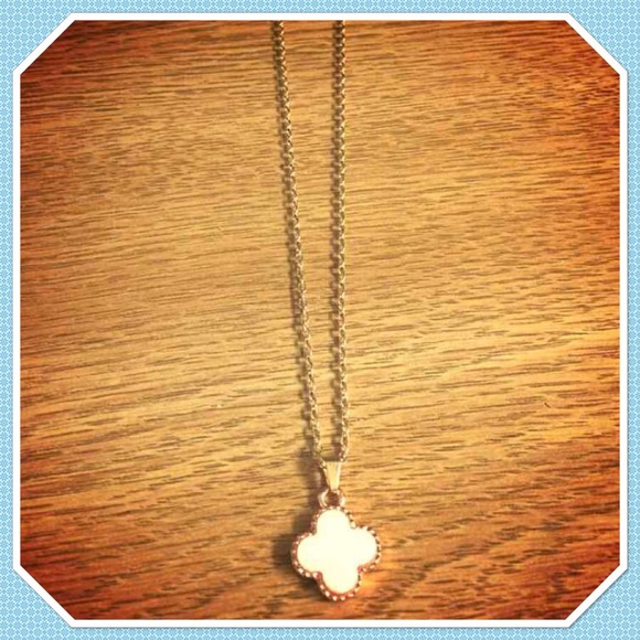 White clover quatrefoil necklace