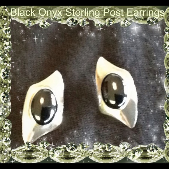 Sterling Silver Blk Onyx NWOT  POST Earrings