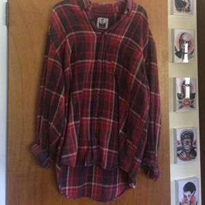 Plaid hi-lo top