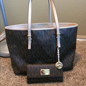 Michael Kors Set