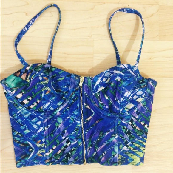 Beyoncé for H&M crop