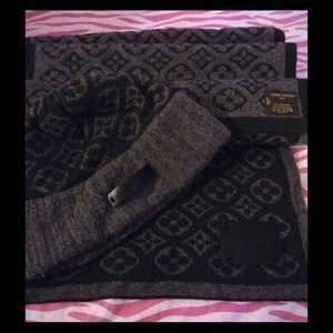 Authentic Louis Vuitton Hat&Scarf set