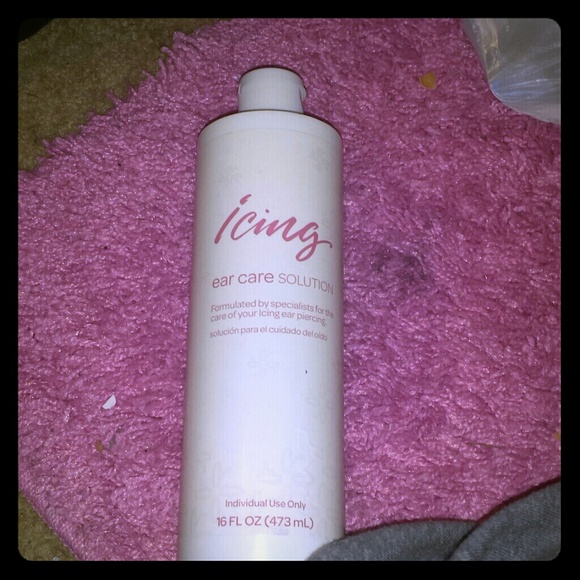 Icing Ear Care Solution