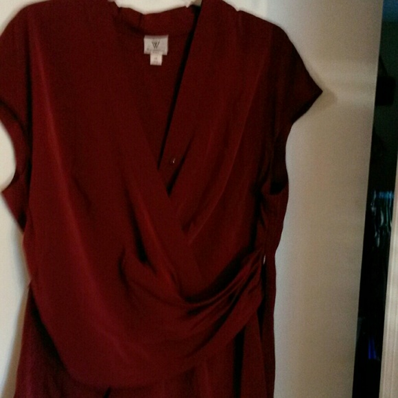 Red top - Picture 2 of 3