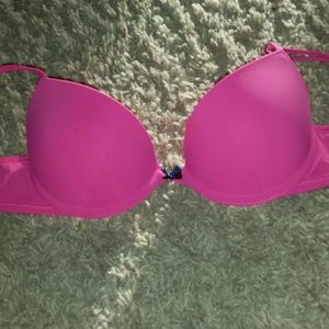 Hollister bra