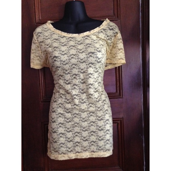 Lace tee