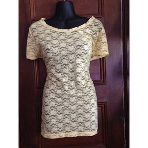 Lace tee