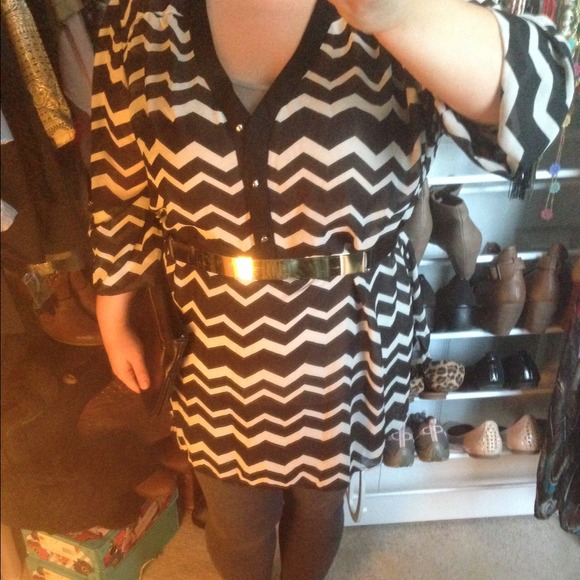 🚫SOLD Chevron sheer top/dress and accessories - Picture 1 of 4