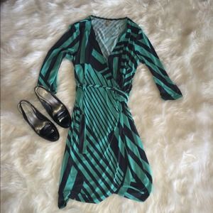 Wrap around dress‼️LAST PRICE DROP‼️