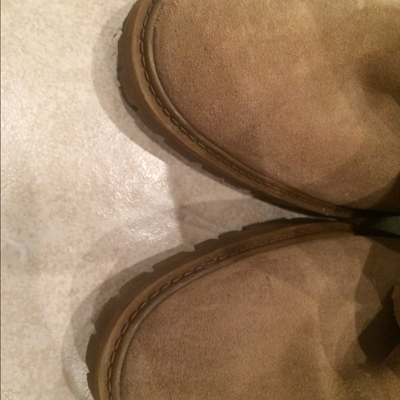 Boots - Picture 2 of 3
