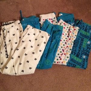 Bundle of 4 sleep pants