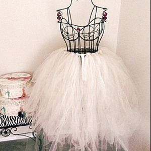 Gorgeous & Extremely Full- Fluffy Tulle Skirt 😍