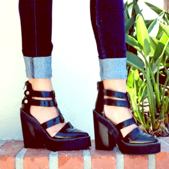 Jeffrey Campbell Freca Black Patent Platform