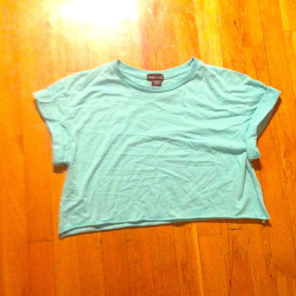 Baby blue loose fitting crop top