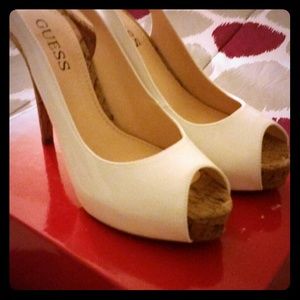 Never worn guess heels