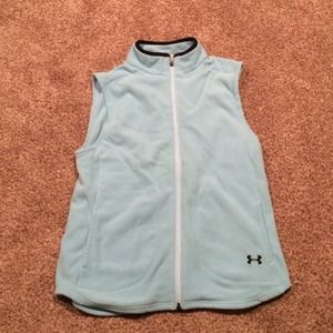 🎉🎉PRICE REDUCED Under Armour Women's fleece vest