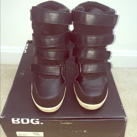 ❌❌SOLD❌❌ BDG Wedge Sneakers