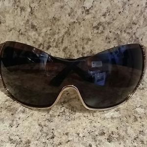 Authentic fendi sunglasses