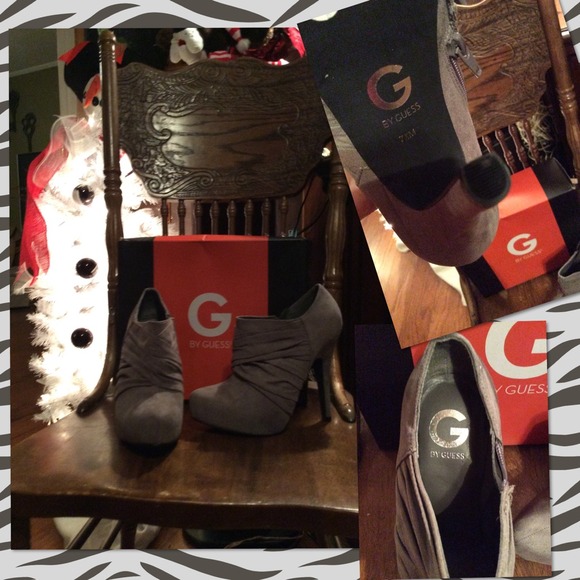 Brand new grey Guess heels.