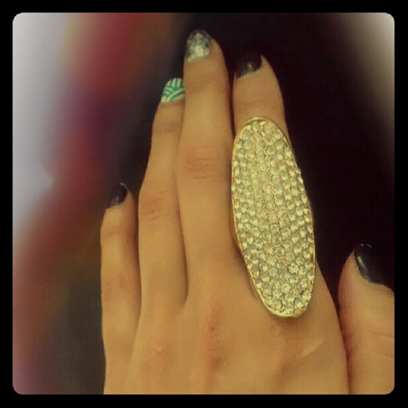 Knuckle Crystal Ring