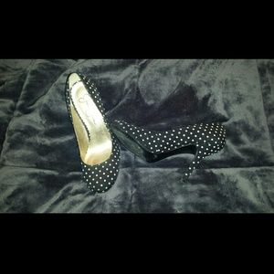 Jessica Simpson heels