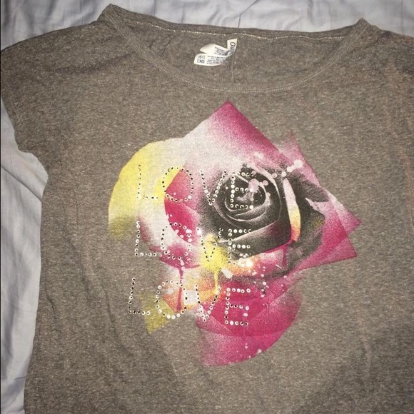 Short sleeve cute "love" shirt - Picture 1 of 1