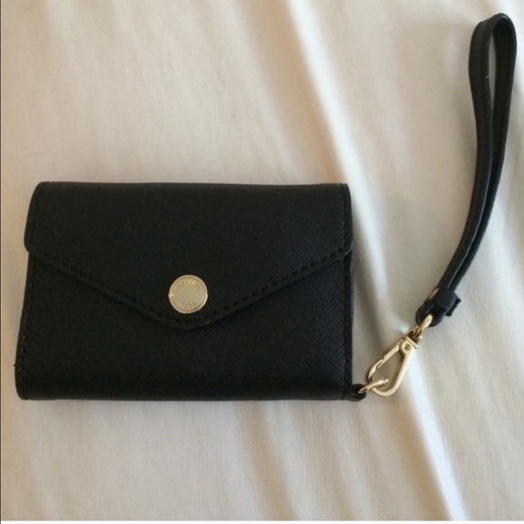 Michael Kors tech wallet