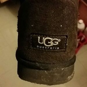 Chocolate brown bailey button uggs
