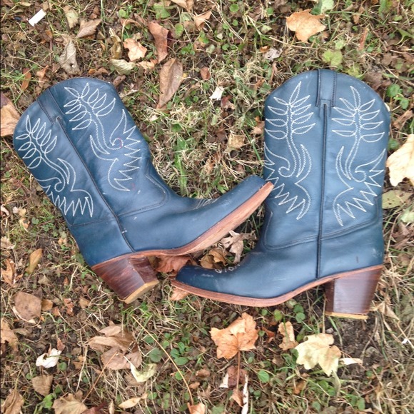 Vintage cowboy boots