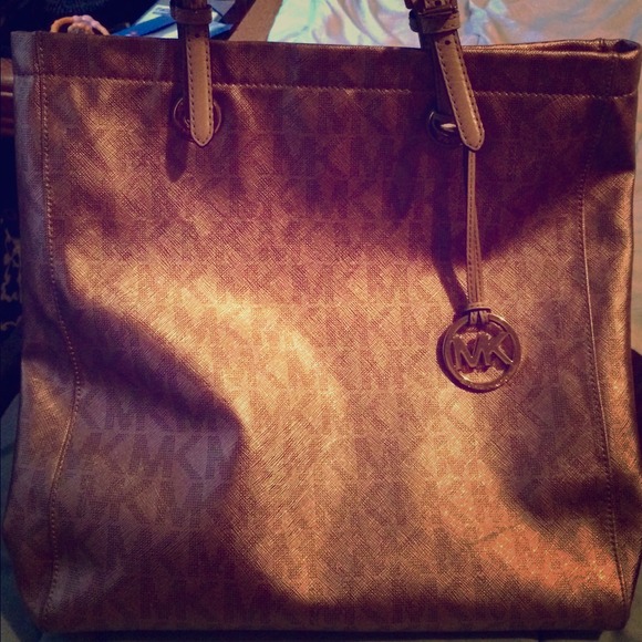 Michael Kors handbag 👜✨