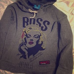 entree ls hoodie
