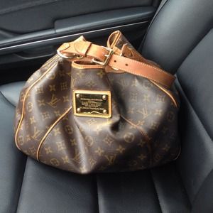 Authentic LV galleria