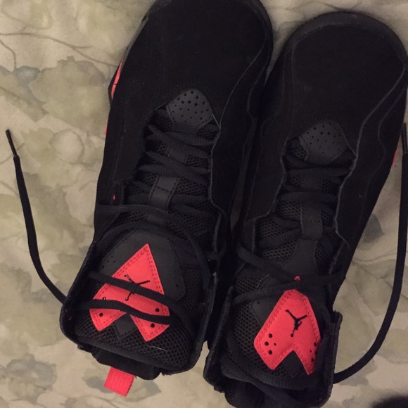 size 6 youth .