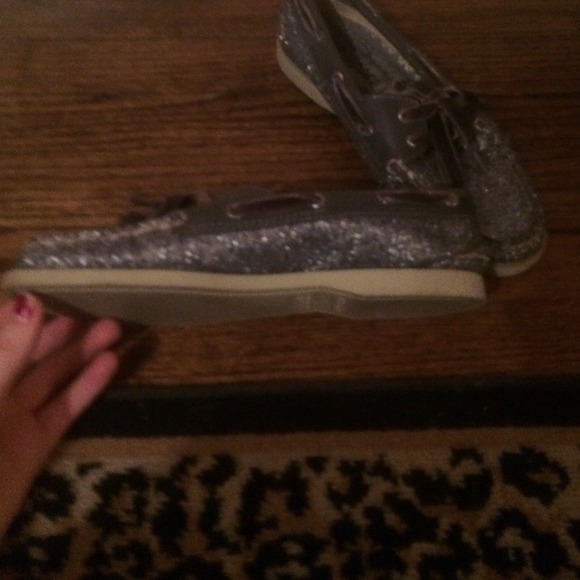 Limited Edition Sparkle Sperry topsiders. - Picture 2 of 4