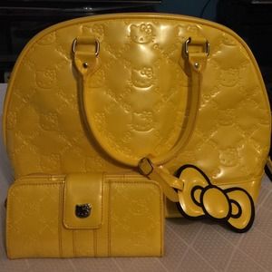 Hello Kitty bag and wallet (YELLOW)