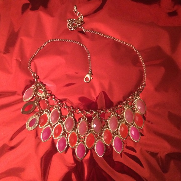 Jewelry - Pink and orange statement necklace