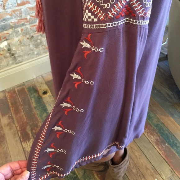 LAST ONE! Aztec embroidered shift dress - Picture 2 of 2