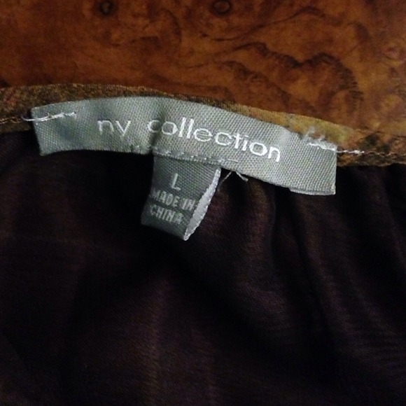 Blouse - Picture 2 of 3